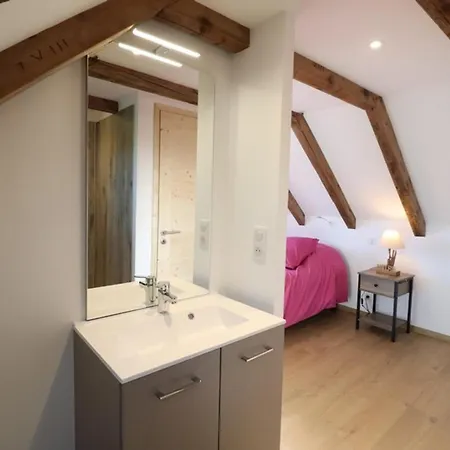 Buron Isole Au Coeur Des Volcans D'auvergne Avec Jardin Et Poele - Fr-1-742-316 Holiday home