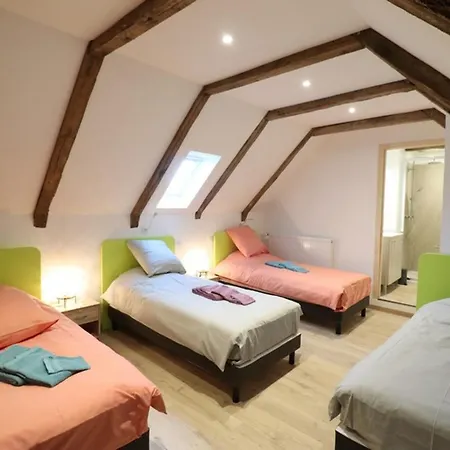 Buron Isole Au Coeur Des Volcans D'auvergne Avec Jardin Et Poele - Fr-1-742-316 Holiday home *
